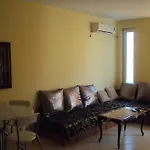 Ξενοδοχείο με διαμερίσματα Krasi In Perla Complex