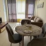 Ξενοδοχείο με διαμερίσματα Krasi In Perla Complex Πομόριε