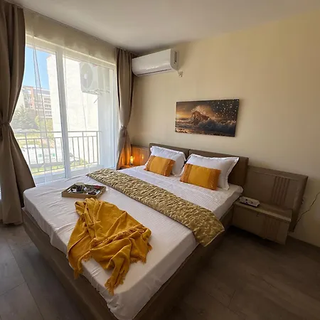 Ξενοδοχείο με διαμερίσματα Krasi In Perla Complex Πομόριε